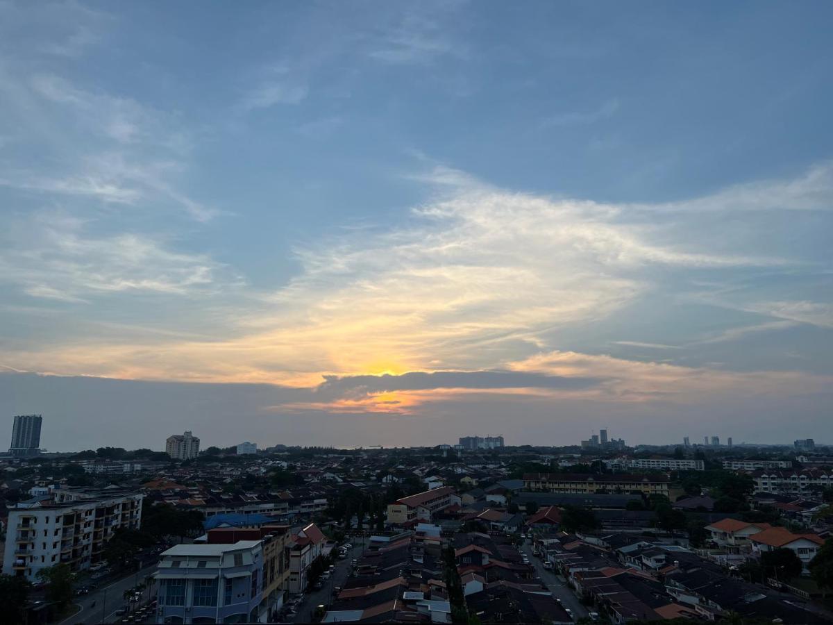 Appartamento New!! Loving Night Novo 2Br 4-9Pax I Jonker I Netflix I Family Malacca Esterno foto
