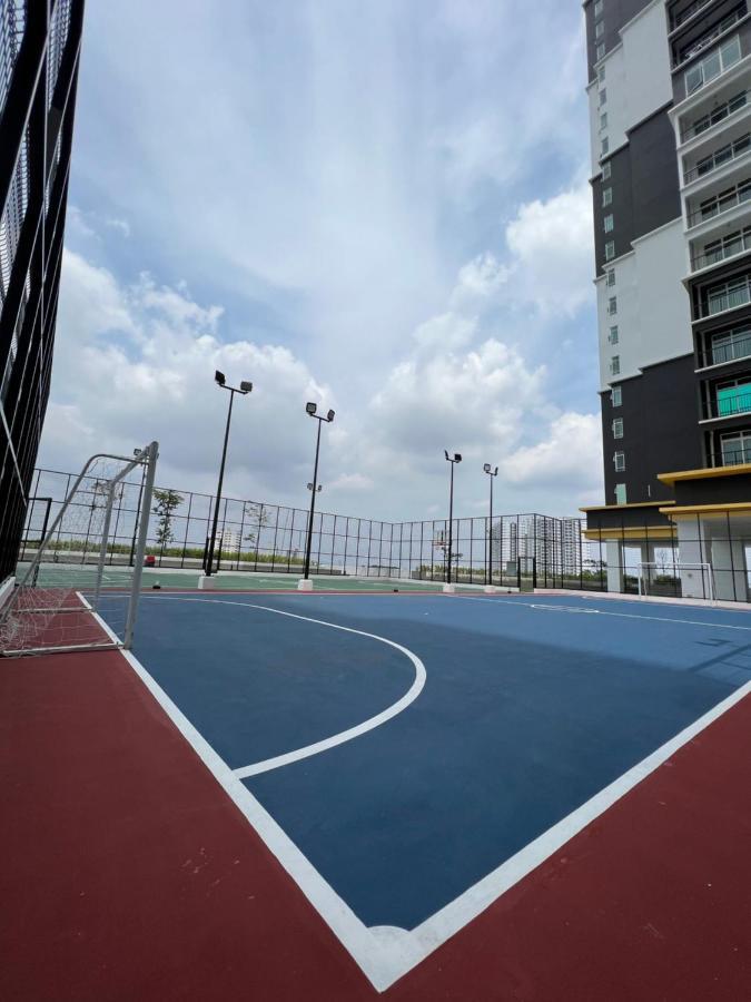 Appartamento New!! Loving Night Novo 2Br 4-9Pax I Jonker I Netflix I Family Malacca Esterno foto