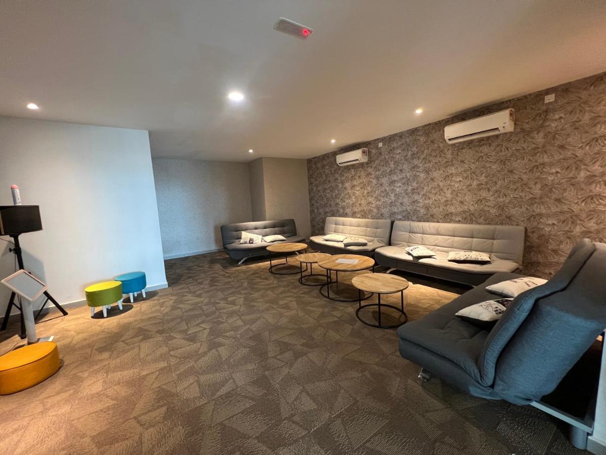 Appartamento New!! Loving Night Novo 2Br 4-9Pax I Jonker I Netflix I Family Malacca Esterno foto