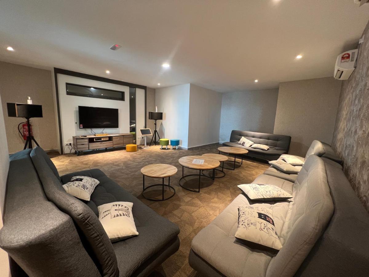Appartamento New!! Loving Night Novo 2Br 4-9Pax I Jonker I Netflix I Family Malacca Esterno foto